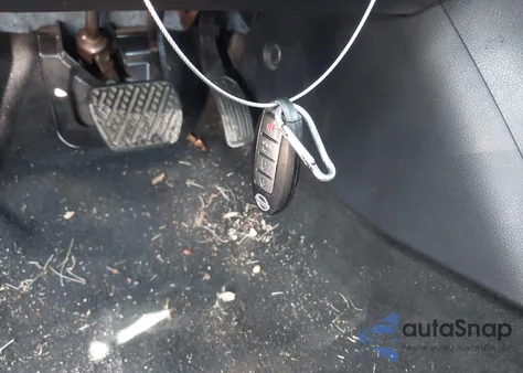 2014 Nissan Sentra Sr from USA, damaged, VIN 3N1AB7AP0EY301693